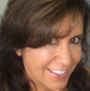 Meet your Posher, Monica